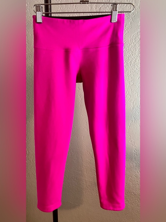 lululemon athletica Pants - lululemon Paris Pink And Black Reversible Wunder Unders. Vintage.